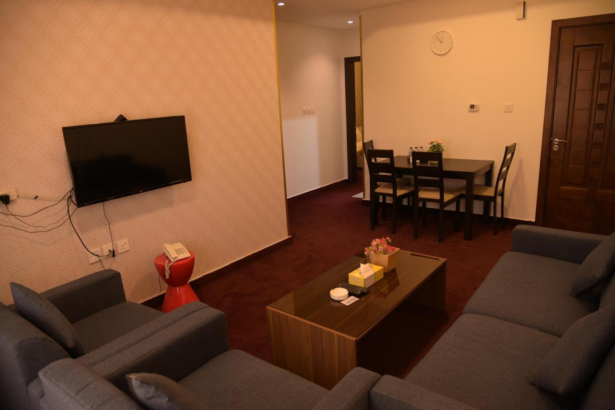 Dahlia Hotel Apartment Riggae Кувейт Экстерьер фото
